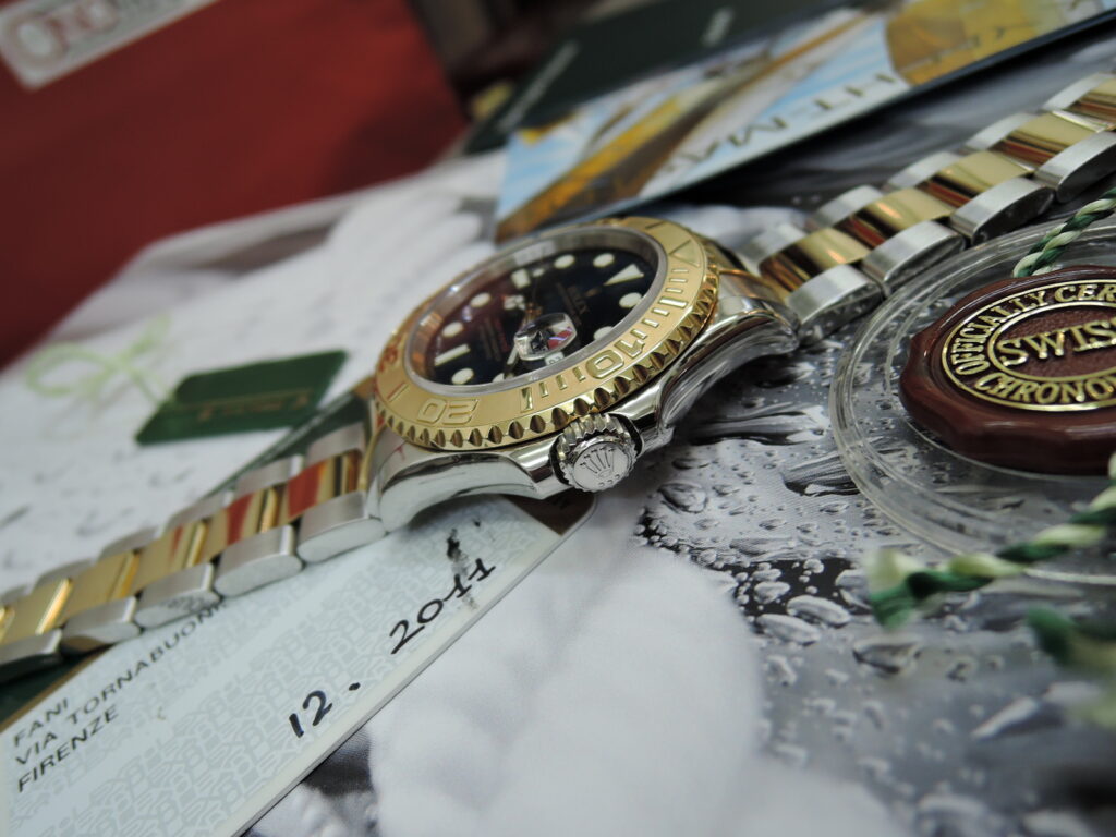 リューズ(竜頭)が壊れたロレックス買取なら壊れたROLEX買取専門店の質大蔵